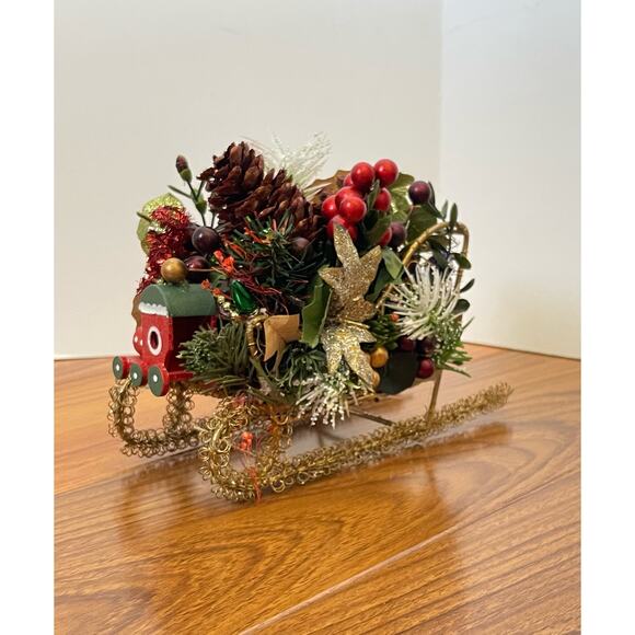 Handmade Mini Holiday Sleighs Centerpiece Decoration - Picture 1 of 6